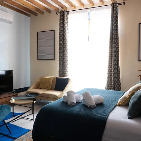 Casa de hóspedes La Maison D'en Bas Des Seigneurs Cucuron